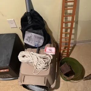 Pet crate