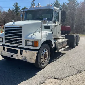 2016 MACK CHU613 PINNACLE TANDEM AXLE DAY CAB TRUCK TRACTOR VIN: 1M1AN07Y8GM022767