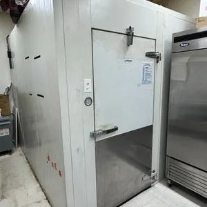 8x10ft Walk-In Cooler with evaporator & Tecumseh rooftop compressor MODEL EASHR9480ZNAFG1. Compressor and evaporator have been taken down and are on t