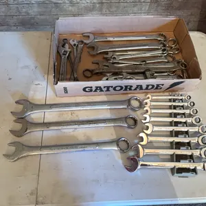 Ratcheting Wrench Set & Assorted Wrenches