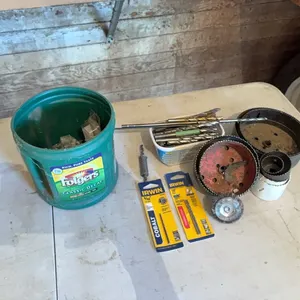 Drill Bits, Hole Saw Bits & Screws