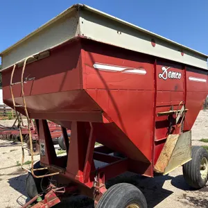 1990 Demco 325bu Gravity Wagon