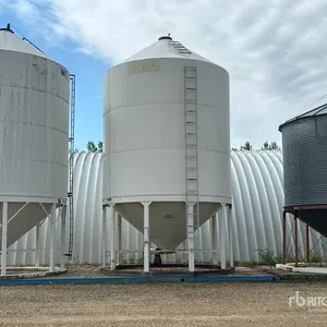 ECHO +/- 4000 bu Smooth Wall Hopper Grain Bin
