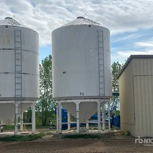 Westeel +/- 60 ton Smooth Wall Hopper Grain Bin