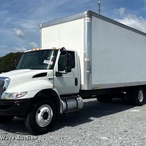 2021 International MV607 box truck