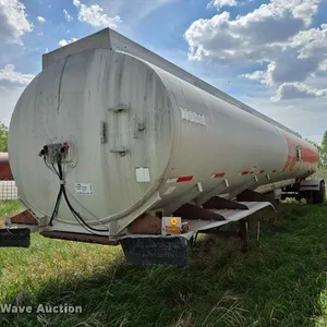 1979 Trailmobile tank trailer