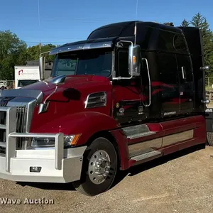 2020 Western Star W5700X semi truck