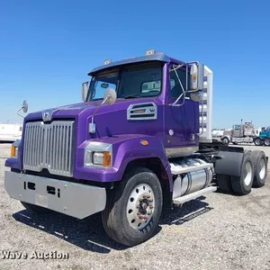 2016 Western Star 4700 semi truck
