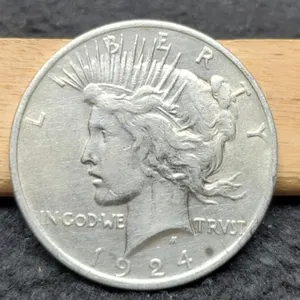 1924 Peace Dollar AU
