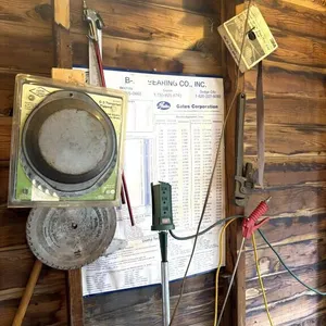 Table Saw Blades, Pipe Wrench, Air Nozzles 24�