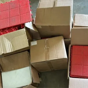 8 boxes of diamond trax tiles