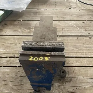 6" BENCH VICE