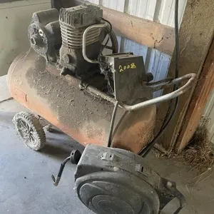 AIR COMPRESSOR C/W HOSE REEL