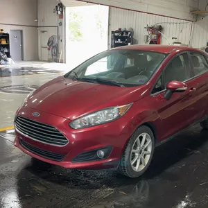 2014  Ford  Fiesta  SE FWD