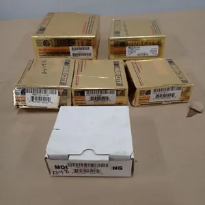 Lot of (6) Hub City Bearings