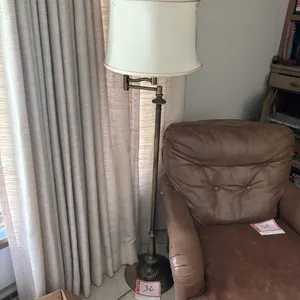 Floor lamp