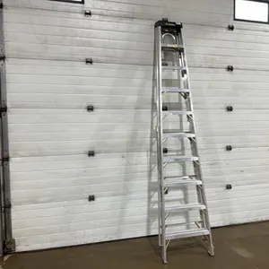 FEATHERLITE 10' ALUMINUM STEP LADDER