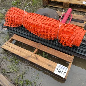 SNOWFENCE 4' (H), 13 - SMOOTH DISCS 19" DIAMETER, 9 - T-POSTS 6' (L), T-POST DRIVER