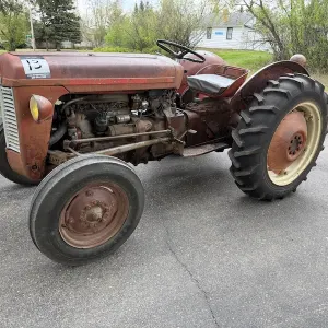 Antique 1958 Massey Ferguson 35 GAS Tractor