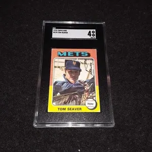 1975 Topps Mini Tom Seaver SGC 4