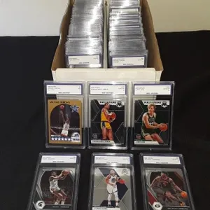 100 Card Graded Basketball Lot