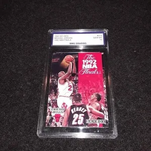 1992 Sky Box Michael Jordan GEM MT 10