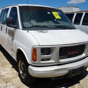 2002 GMC 2500 Cargo Van