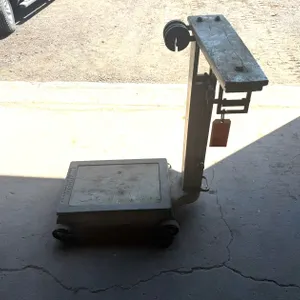 Vintage Fairbanks Scale