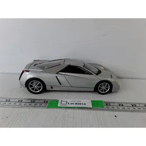 Cadillac Cien Model Car 1:18 Scale