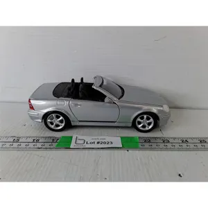 Mercedes Benz SLK Model Car 1:18 Scale