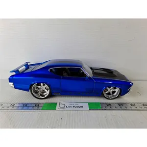 1969 Chevy Chevelle SS Model Car 1:18 Scale