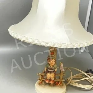 Hummel figurine table lamp w/ shade - 14" tall