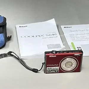 Nikon coolpix S640 w/ booklet