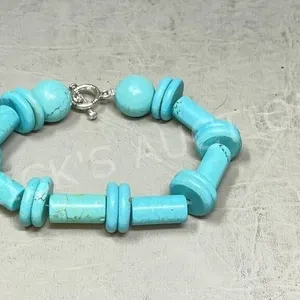 Turquoise beaded bracelet