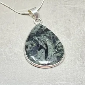 Jasper & silver pendant & chain
