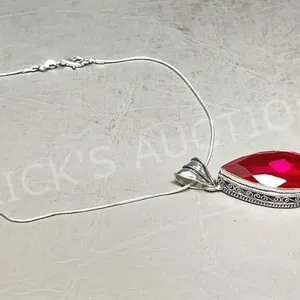 Garnet & silver pendant & chain