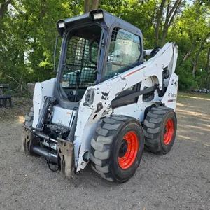 2014 Bobcat S750 Skid Steer, 2 Speed, 2,773 Hours, 12-16.5 Tires, 1 Cylinder on the Hydraulic Bobtac