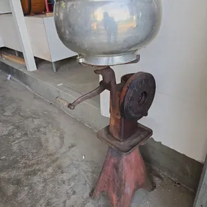 Vega G6 Antique Cream Separator