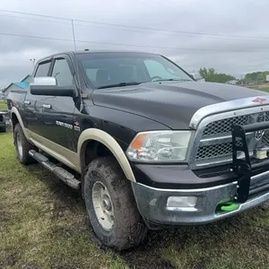 2011 DODGE RAM LARAMIE 1500 4X4 CREW CAB SHORT BOX TRUCK