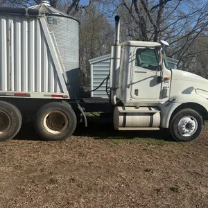 2005 International 9400 I Semi Tractor, ISX Cummings Engine, Eaton 10 Speed Transmission, 169" WB, 853,000 Miles