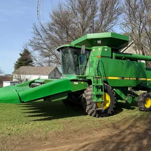 JD 643 Corn Head