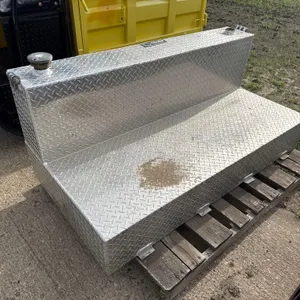 DeeZee pickup fuel tank