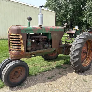 1952 Oliver Row Crop 88 Tractor