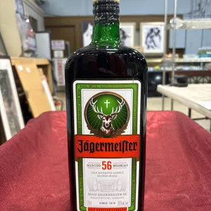 JÄGERMEÍSTER, QTY (2)