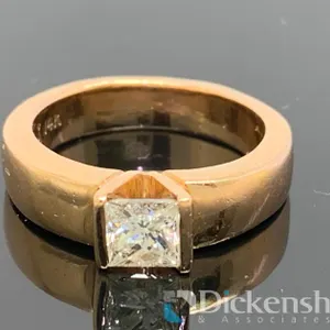 Diamond Engagement Ring Apx 0.65 Carat Princess Cut 14KT Yellow Gold