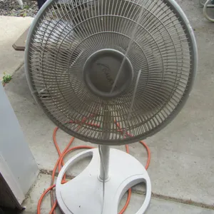 Galaxy 18" Oscillating Fan