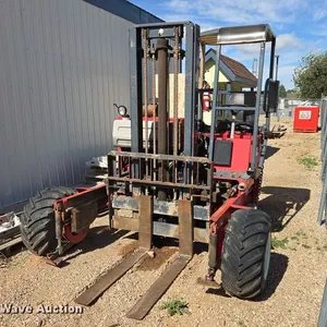 2001 Moffett M5000 forklift
