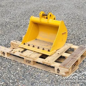 MINI EXCAVATOR 24 IN. CLEANOUT BUCKET