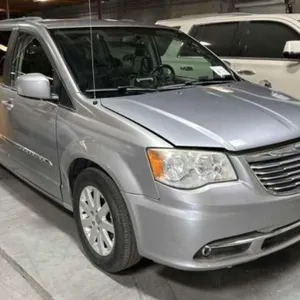 (CA) 2014 Chrysler Town and Country