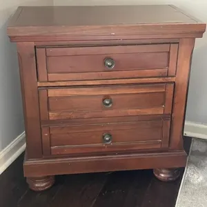 Bassett 2 Drawer Nightstand